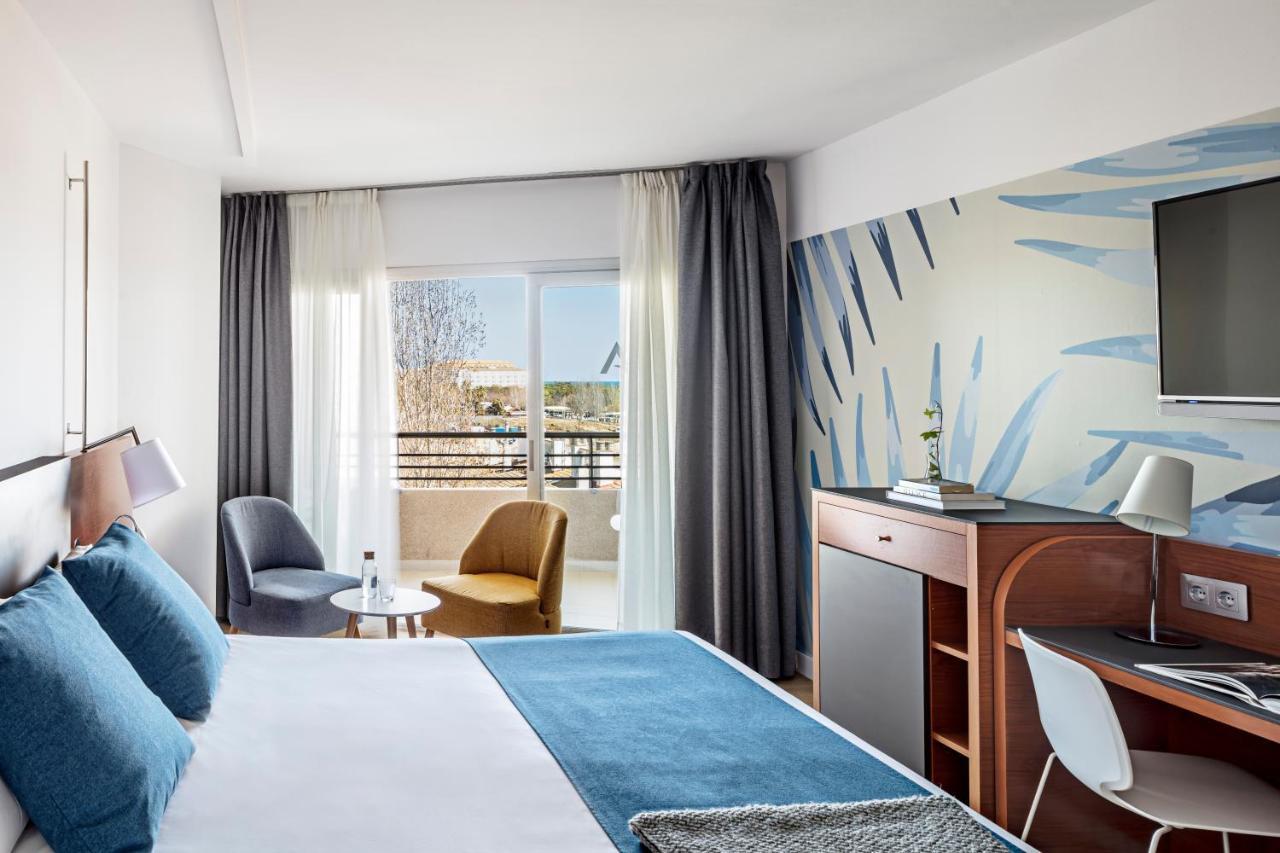 Aqua Hotel Onabrava & Spa 4*Sup Санта Сузана Екстериор снимка