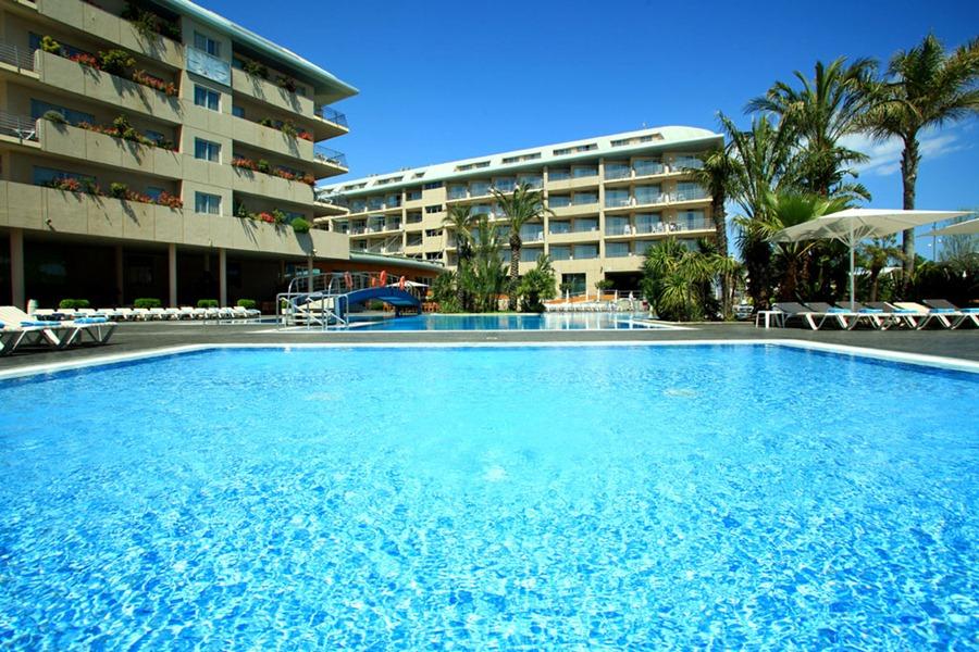 Aqua Hotel Onabrava & Spa 4*Sup Санта Сузана Екстериор снимка