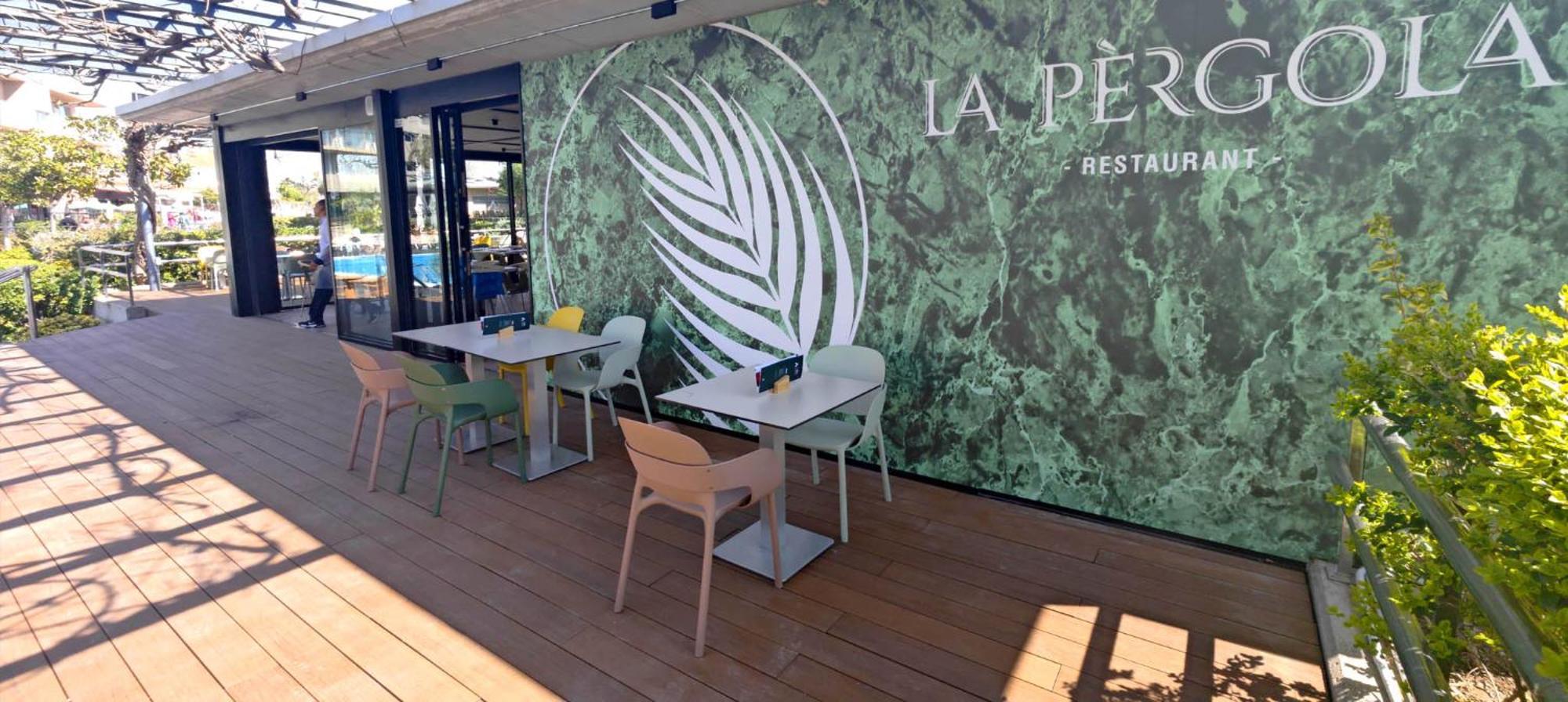 Aqua Hotel Onabrava & Spa 4*Sup Санта Сузана Екстериор снимка