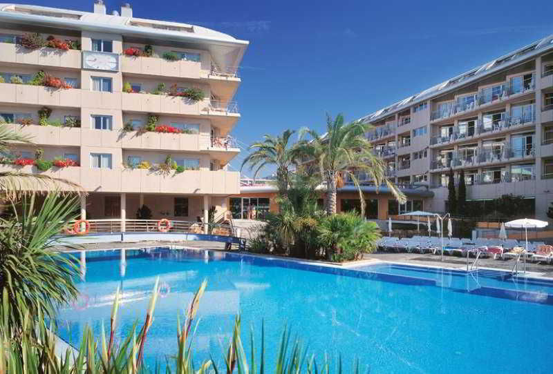 Aqua Hotel Onabrava & Spa 4*Sup Санта Сузана Екстериор снимка